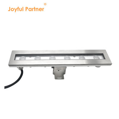 Produkcja bezpośrednia IP 68 Wpływowe napięcie 24VDC 6X1W LED Jednobarwny kąt wiązki 8 stopni