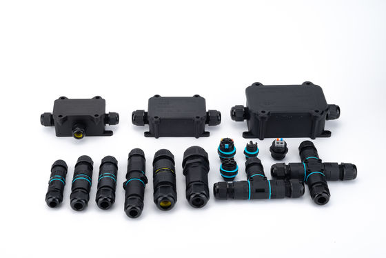 Światło IP68 Szybki podłączacz 4-stronny zewnętrzny połączenie elektryczne