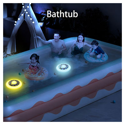 RGB Atmosfera Nawierzchnia do nadmuchu Trawnik zewnętrzny LED Słoneczne światło pływającego basenu